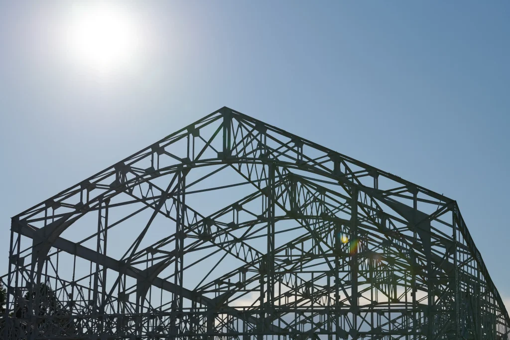 2026 08 10T16 14 47.297392Z steel frame of warehouse for goods metal construction of railway building photo 1
